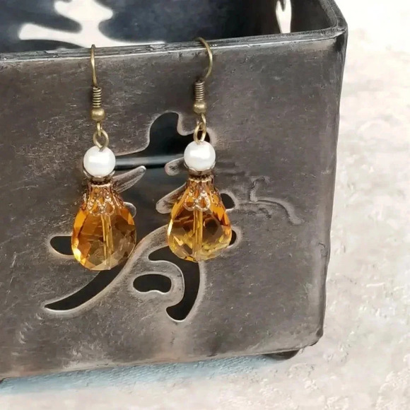 Handmade Steampunk Amber Faceted Glass Teardrop Antiqued Brass Dangle Earrings - Picture 4 of 6